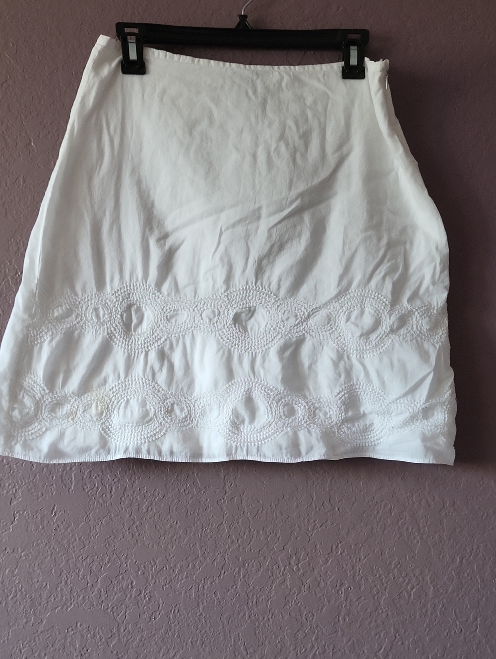 Wet Seal White A-Line Embroidered Skirt